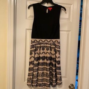 Women’s sleeveless Elle dress